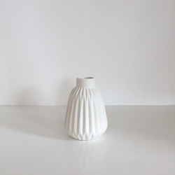 Vase MARA H 11,5 cm x D 7,5  cm x ffnung 2,4 cm...